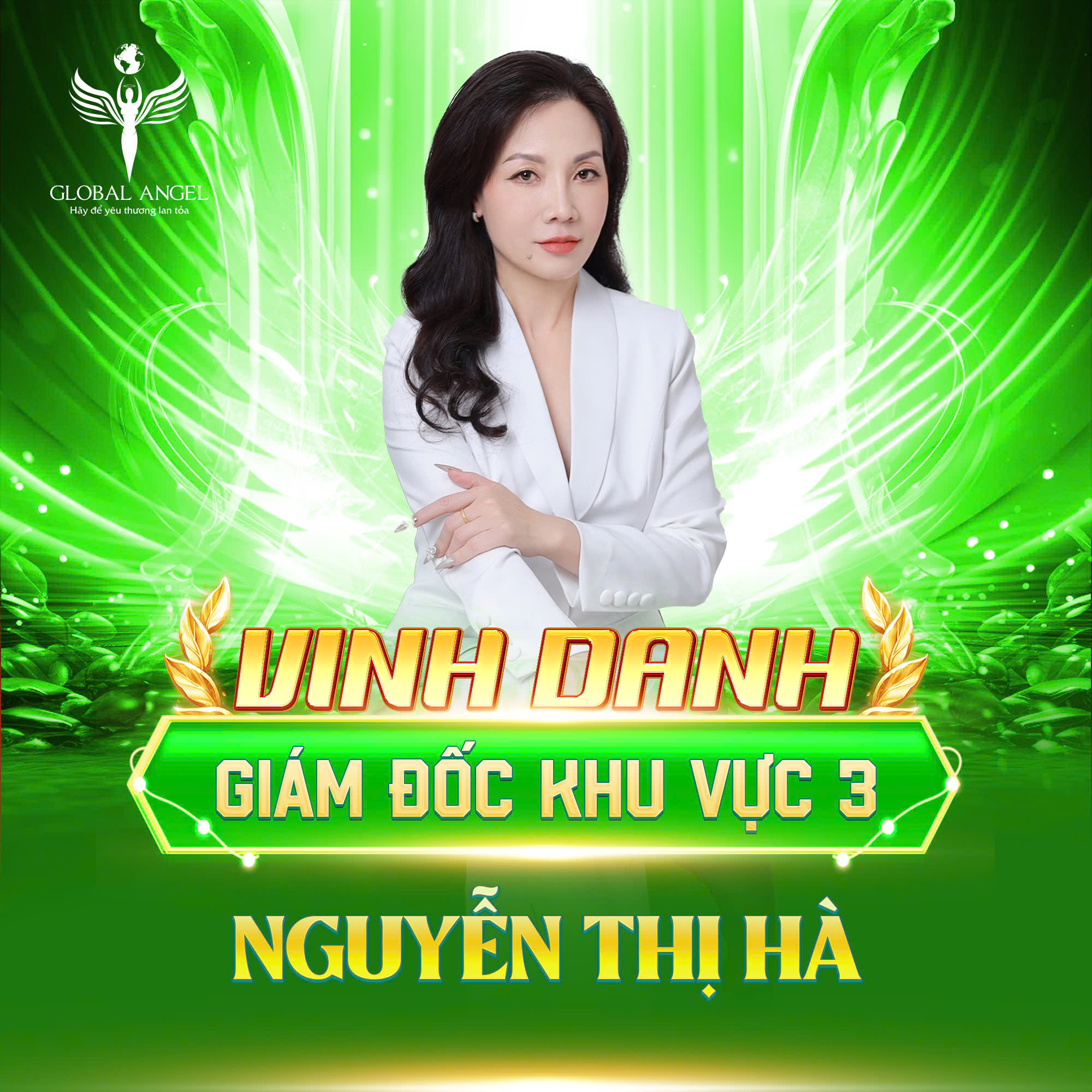 Bà NGUYỄN THỊ HÀ - Giám Đốc Khu Vực 4